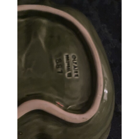 Vintage Olfaire Green Pepper Dish Bowl #867 Portugal 8' long x 7 1/4W x 2 1/4 H - Picture 5 of 6